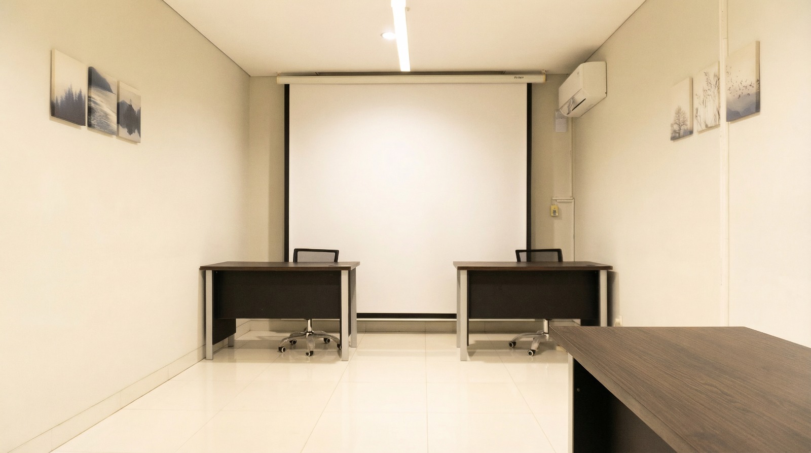 Ruang serviced office 6 orang di Tebet, Jakarta Selatan